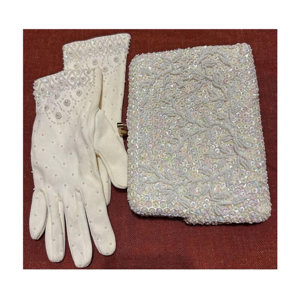 Vintage 50s La Regale Ivory White Beaded Sequin Clutch Bag Purse Gloves Set